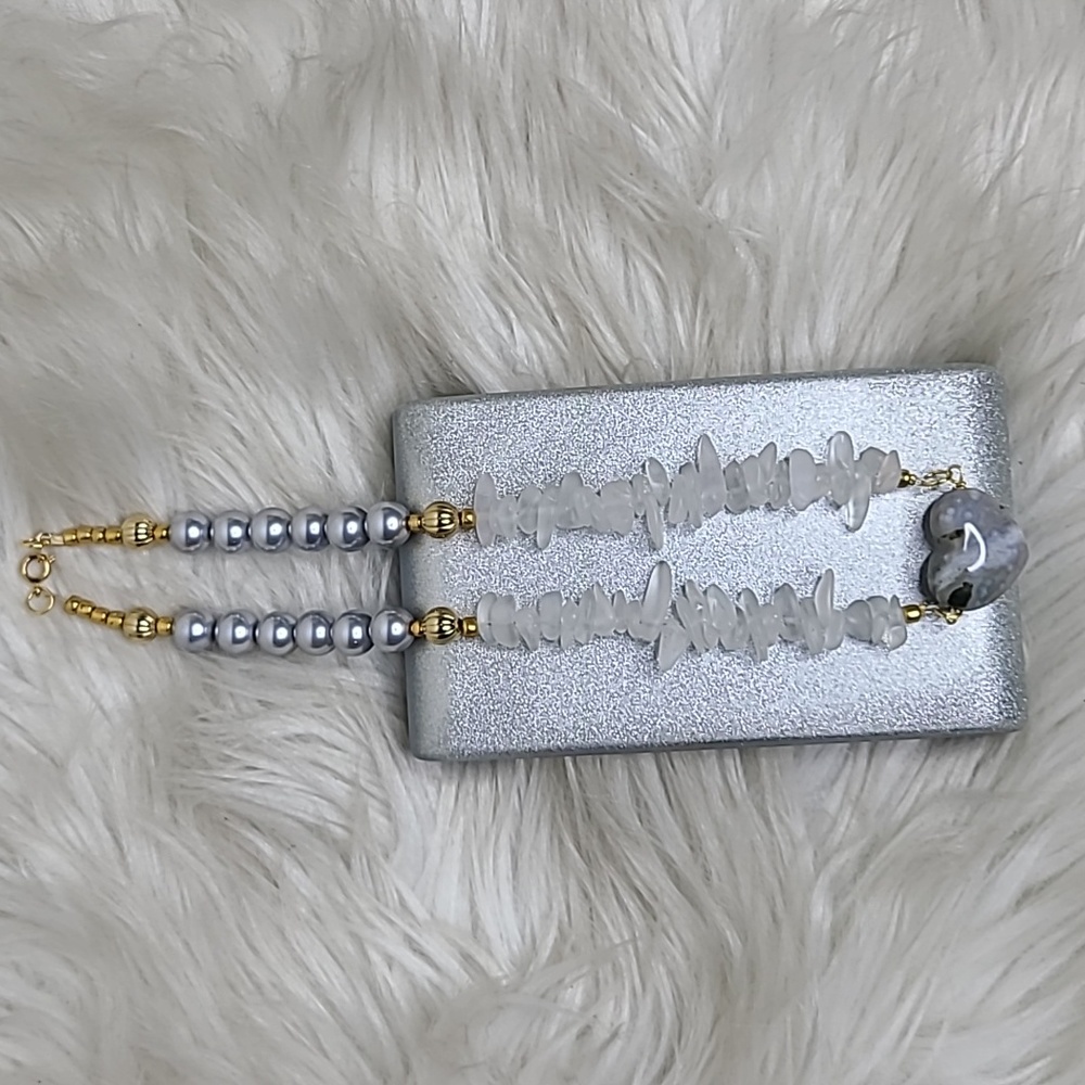 Heart Necklace White Gray Agate Pearls Gold Tone Lightweight Fun Handmade Gift